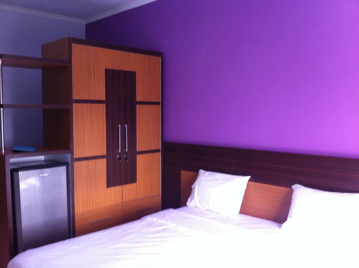 Готель Pineapple Mansion Surakarta  Номер фото
